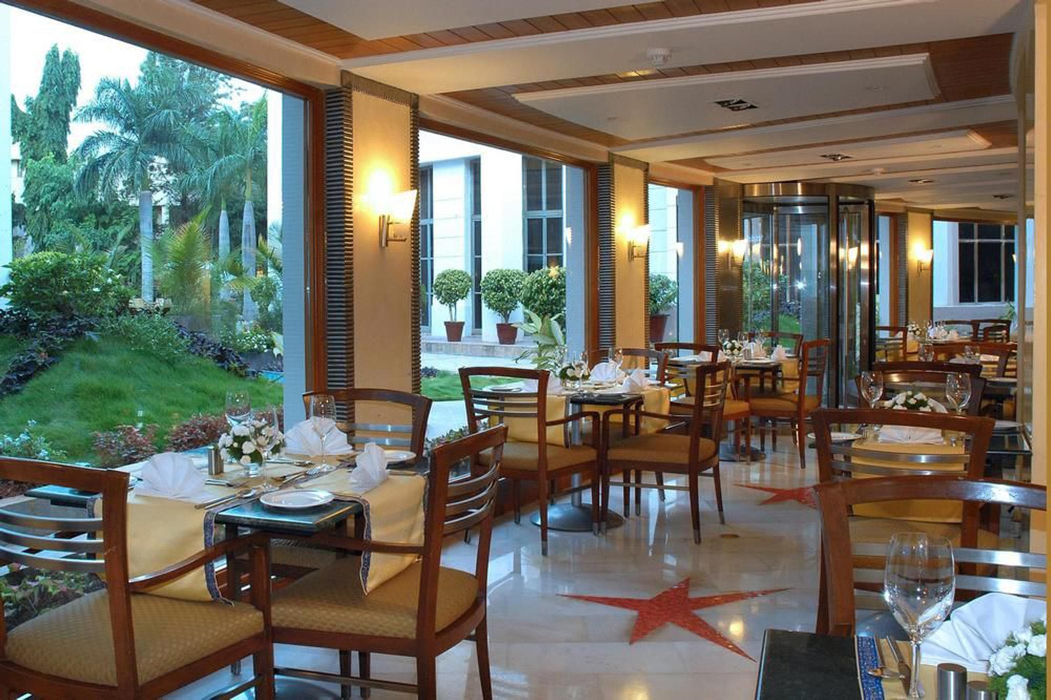 The Manohar Hyderabad Hotel Exterior foto