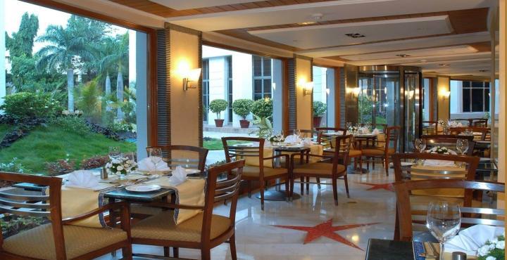The Manohar Hyderabad Hotel Exterior foto